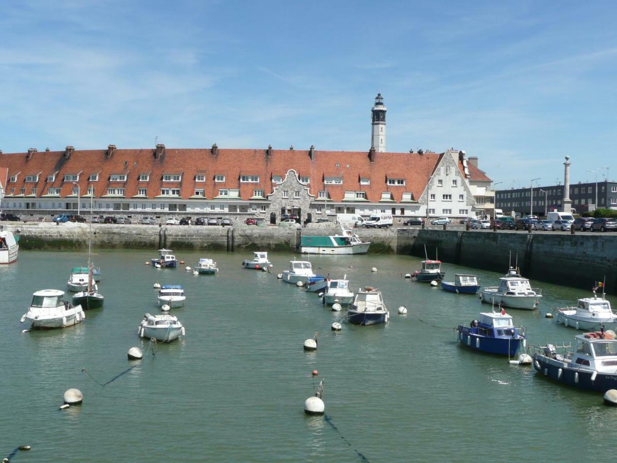 Escale Marine A Calais 4 Etoiles Apartman Kültér fotó